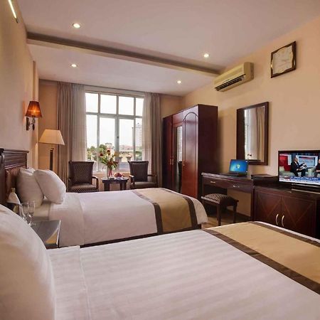 Tqt 2 Hotel Hanoi Bagian luar foto