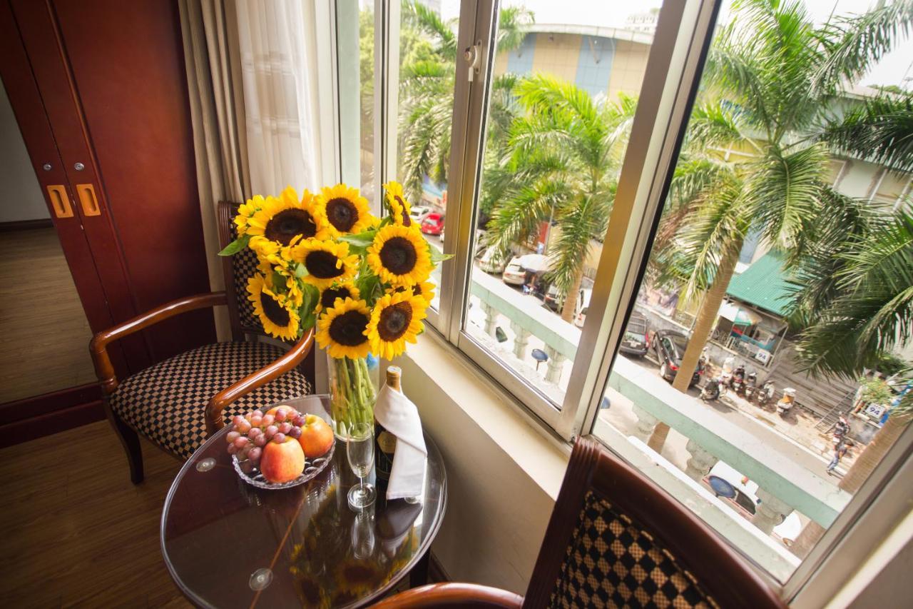 Tqt 2 Hotel Hanoi Bagian luar foto